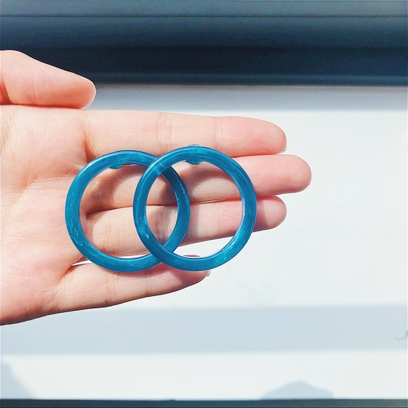Jewelry - 🆙Acrylic Blue Hoop Earrings